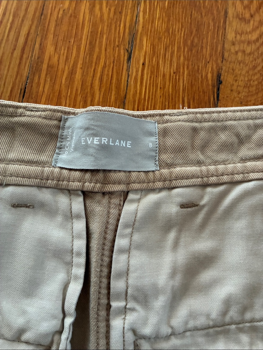Everlane- The Relaxed Chino - Picture 2 of 4